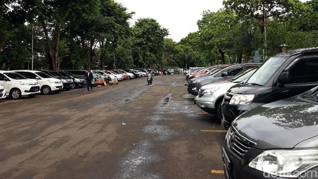 Istiqlal Sediakan Parkir untuk Jemaat Misa Natal Gereja Katedral