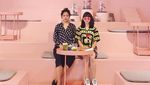 Gaya Nyentrik Selebgram Diana Rikasari Saat Ngopi dan Minum Bubble Tea