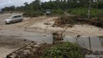 Begini Perjuangan Menuju Lokasi Tsunami Kecamatan Sumur