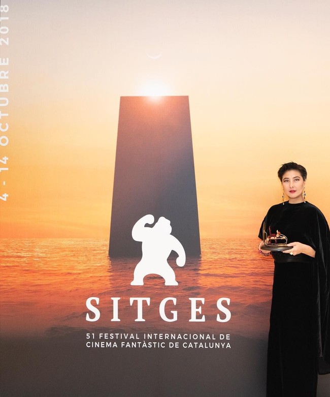 Josie pernah membuat ayahnya sangat marah karena muncul dalam beberapa film sebagai pekerja seks komersial. Tapi, Josie masih memiliki akses kekayaan keluarga sebagai pewaris yang memiliki harta hingga Rp 101 triliun. Foto: Instagram @josie_ho_chiu