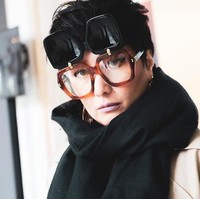 Ayah Josie, Stanley Ho merupakan miliarder terkaya di Makau yang sendirian membangun bisnis pada industri kasino selama 40 tahun. Stanley Ho memiliki 17 anak dari empat pernikahan, dan anaknya rata-rata berumur 18 hingga 70 tahun. Josie sendiri merupakan anak tertua dari istri keduanya. Foto: Instagram @josie_ho_chiu