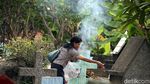 Hari Natal, Pemakaman Katolik Ramai Didatangi Peziarah