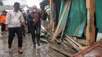 Tangisan Warga Korban Tsunami saat Curhat ke Bupati Pandeglang