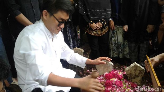 Ifan 'Seventeen' Rasakan Sakaratul Maut, Ali Shahab Tutup Usia