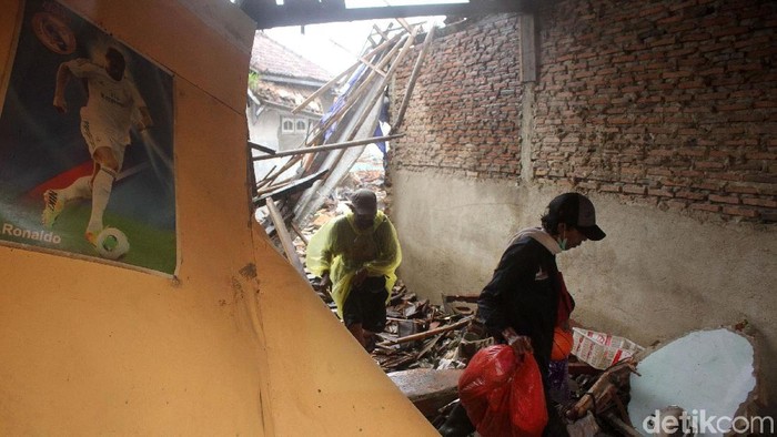 Kondisi terkini daerah terdampak tsunami di Kecamatan Sumur, Banten. Foto: Rifkianto Nugroho Kondisi terkini daerah terdampak tsunami di Kecamatan Sumur, Banten. Foto: Rifkianto Nugroho