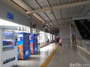 Libur Natal, Stasiun Tanah Abang Lengang Pagi Ini