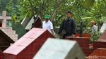 Hari Natal, Pemakaman Katolik Ramai Didatangi Peziarah