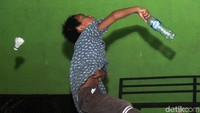 Yup! sayang bola luput dari pukulan.