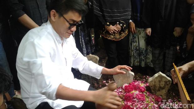 Ifan 'Seventeen' Rasakan Sakaratul Maut, Ali Shahab Tutup Usia