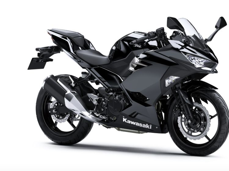 Warna Baru Kawasaki Ninja 250, Lebih Maskulin