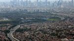 Menikmati Keindahan Kota Jakarta dari Udara