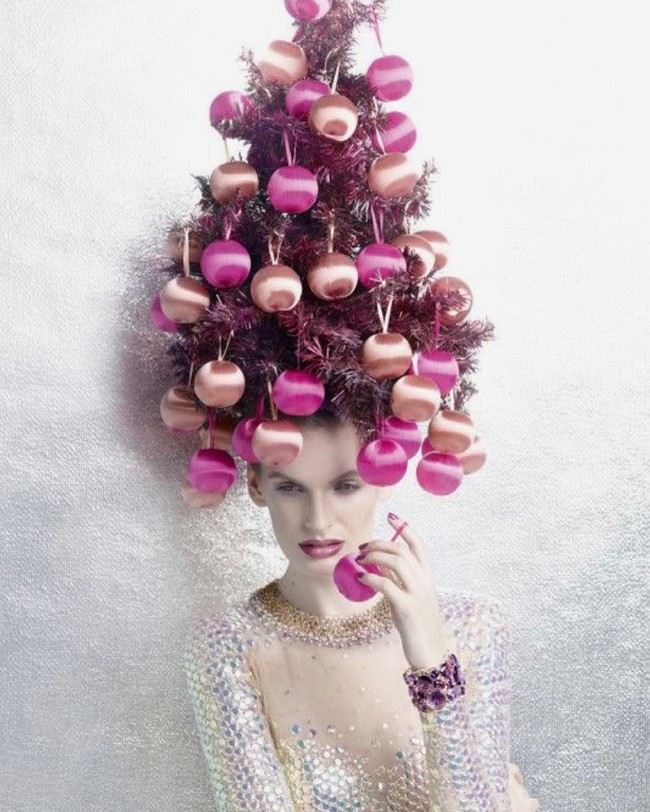 Bagaimana menurutmu dengan tampilan gaya rambut yang berbentuk pohon Natal ini? Foto: Instagram