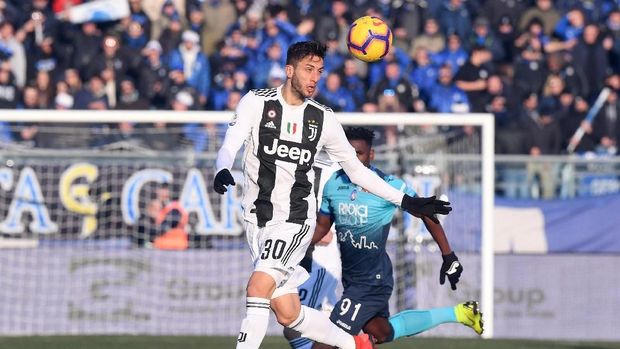 Rodrigo Bentancur hanya bermain selama 53 menit sebelum mendapat kartu merah.