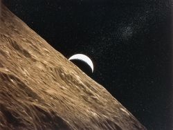 Kumpulan Earthrise, Momen Bumi Terbit di Cakrawala Bulan