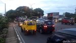 Foto: Putaran Jl Juanda Depok Tempat Personel Brimob Dikeroyok Ormas