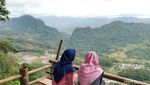 Foto: Puncak Bangku Ciamis yang Sejuk & Asyik Buat Selfie
