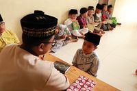 Asyiknya Pesantren Holiday: Menghafal Quran, Berkuda & Memanah
