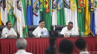 Tjahjo Kumolo mengungkapkan sejumlah isu di kementeriannya selama empat tahun menjabat.