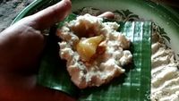 Jemblem, si 'Chubby' yang Empuk Berisi Gula Merah