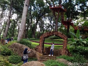 Yang Baru di Banjar: Wisata Mustika Taman Anggrek