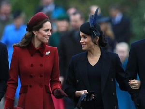5 Pilihan Tas untuk Bergaya Elegan Ala Kate Middleton dan Meghan Markle