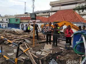 Usai Diaspal, Jalan Gubeng Belum Bisa Langsung Difungsikan Lagi