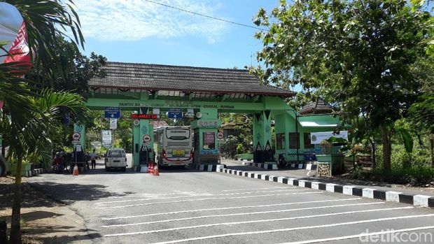 Efek Tsunami, Pantai Gunungkidul Sepi Pengunjung di Libur Nataru