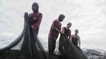 Nelayan Muara Angke Takut Melaut Pasca Tsunami Selat Sunda