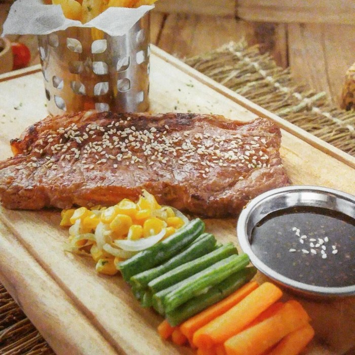 Sirloin Steak Yang Lembut Juicy Bisa Disantap Di 5 Restoran Ini