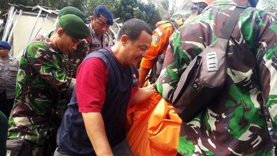 AGP Bantu Evakuasi dan Bersihkan Puing Akibat Tsunami