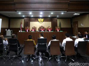 7 Orang Eks DPRD Sumut Jalani Sidang Perdana Korupsi Massal