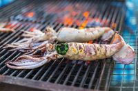 5 Tips Bikin BBQ Udang, Cumi, dan Kerang yang Empuk Juicy