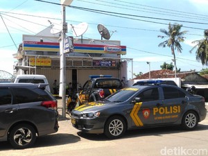 Dua Pelaku Pembobolan Brankas Minimarket di Sumenep Terekam CCTV