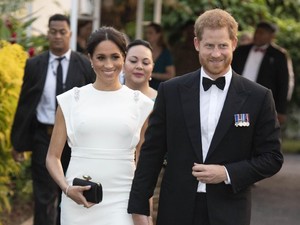 Meghan Markle Larang Pangeran Harry Minum Alkohol hingga Kopi