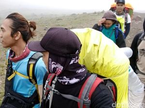 Dentuman Misterius Juga Kagetkan Pendaki Gunung Gede Pangrango