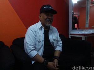 Indro Warkop Sudah Negatif COVID-19, Berhasil Melewati Masa Sulit