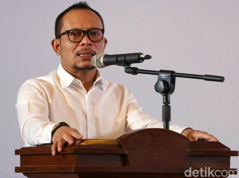 Hanif Dhakiri Foto: Agung Pambudhy Hanif Dhakiri Foto: Agung Pambudhy