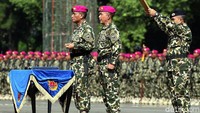 Selain Mayjen TNI (Mar) Suhartono, Mayjen TNI (Mar) Bambang Suswantono turut dilakukan sertijab sebagai Asisten Potensi Maritim Kepala Staf Angkatan Laut (Aspotmar Kasal).