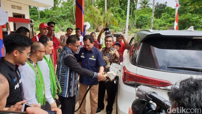 Harga BBM di Indonesia bakal Seragam Mulai Juni 2019 Harga BBM di Indonesia bakal Seragam Mulai Juni 2019