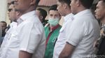 Steve Emmanuel Bersama Barang Bukti Kokain