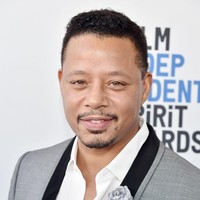 Masa lalu pria 49 tahun itu ternyata punya kisah cinta yang berliku. Ia telah menikah sebanyak tiga kali, namun dengan wanita yang sama ia sering kawin-cerai.  Foto: dok. Getty Images