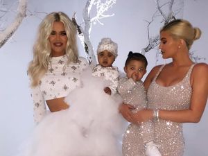 Keren, Gwen Stefani dan Khloe Kardashian Pakai Baju Desainer Indonesia