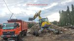 Dinas Lingkungan Hidup DKI Pamer Excavator Canggih di Ragunan