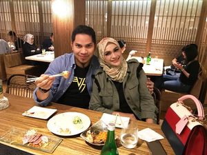 Momen Kuliner Istri Kembaran Ifan Seventeen hingga Putra Amien Rais, Mumtaz Rais
