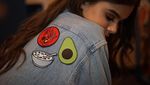 Bermain di Film Bumblebee, Ini Momen Seru Hailee Steinfeld Saat Makan