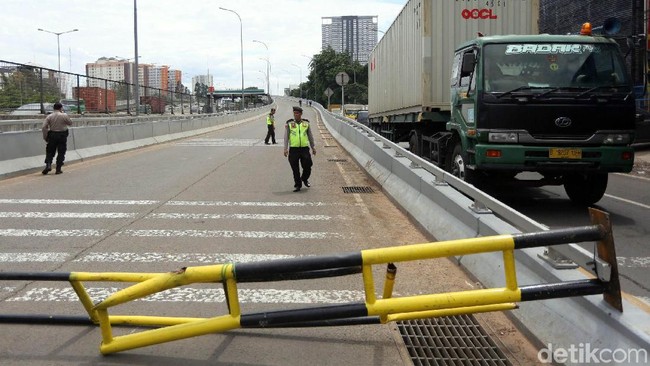 Fakta Flyover Rawa Buaya Renggang karena Overload