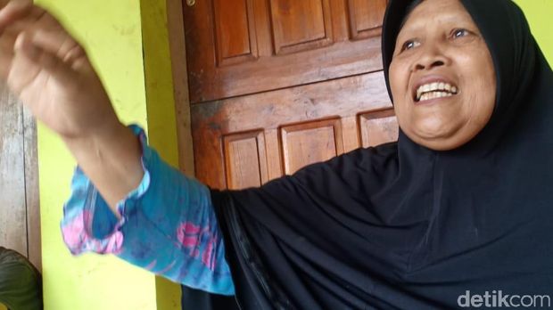 Nenek Hasanah Selamat dari Tsunami Hanya Berpegang Tembok