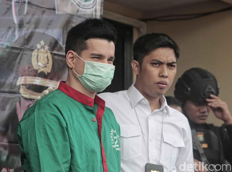 Tarra Budiman, Ria Ricis, Dian Pramana Poetra hingga Steve Emmanuel