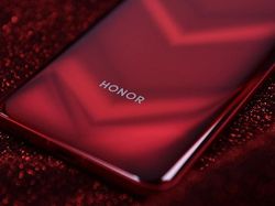 Penampilan Menawan Honor V20 Menggoda Pandangan