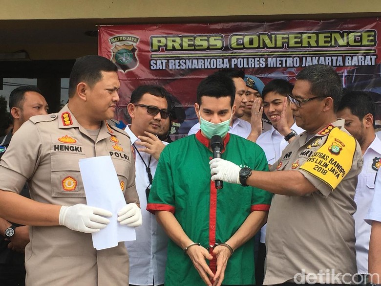 Steve Emmanuel Sudah Pakai Kokain Selama 10 Tahun Steve Emmanuel Sudah Pakai Kokain Selama 10 Tahun